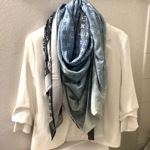 Blue ombré scarf